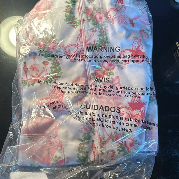 Roller Rabbit -Love Shack Fancy Collab-2024 Christmas Pajamas-Size- Medium - Picture 2 of 3